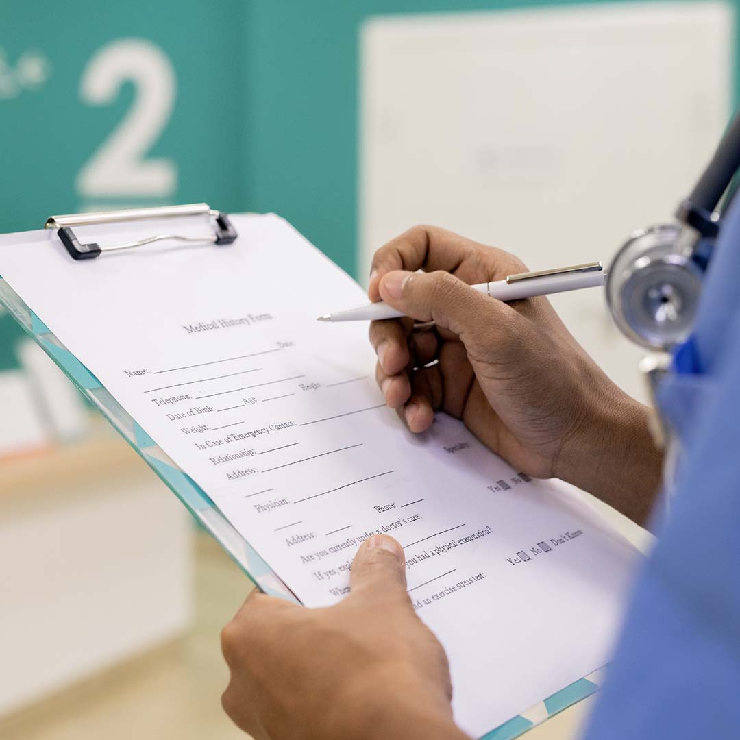 alt="Pericia-médica"